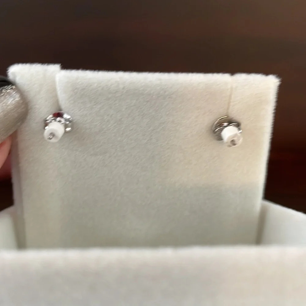 Sterling silver earrings with white sapphires and pearls - Picture 2 of 5